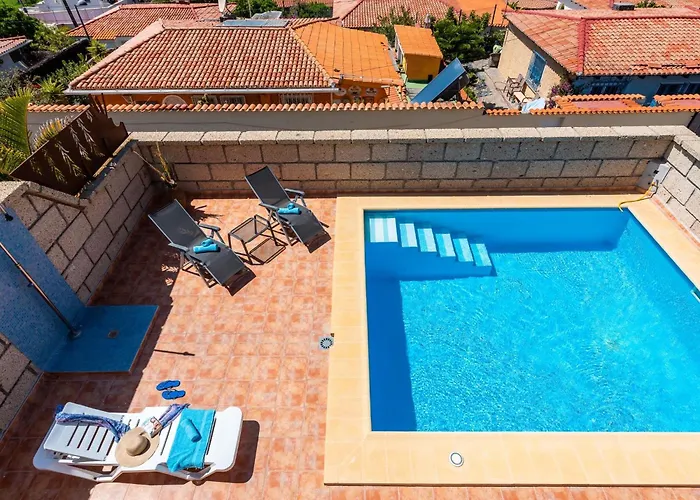 Incredible Villa Fuente, Ocean View, Heated Pool!