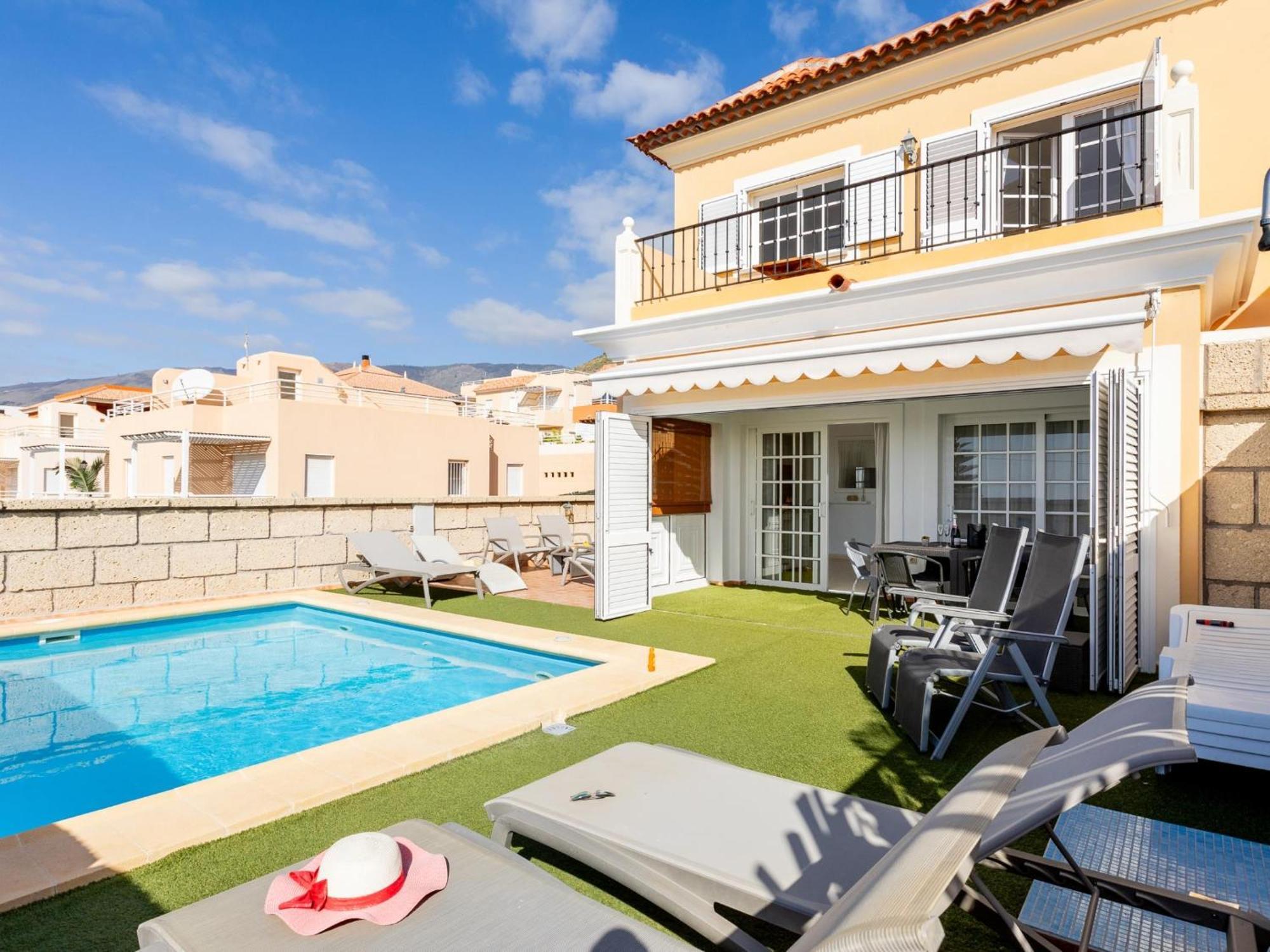 Incredible Fuente, Ocean View, Heated Pool! * Costa Adeje (Tenerife)